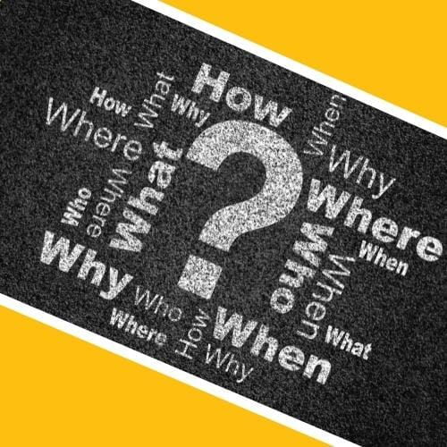 סימן שאלה במרכז ושאלות מסביבו מייצגים שאלות ותשובות בנושא ייעוץ ארגוני מטעם חברת FRONTIS